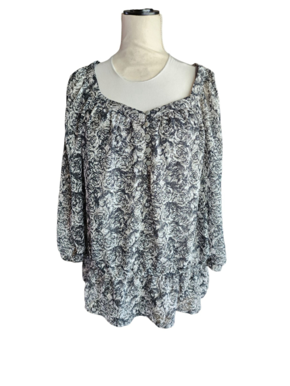 Liz Claiborne XL Black White Rose Floral Button-Front Long Sleeve Blouse Top